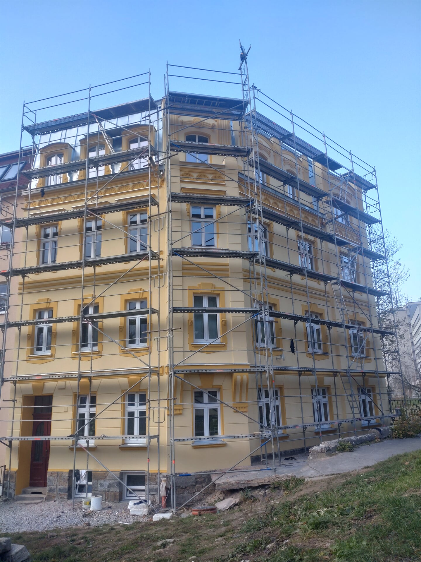 Zateplování a úpravy fasád Karlovy Vary